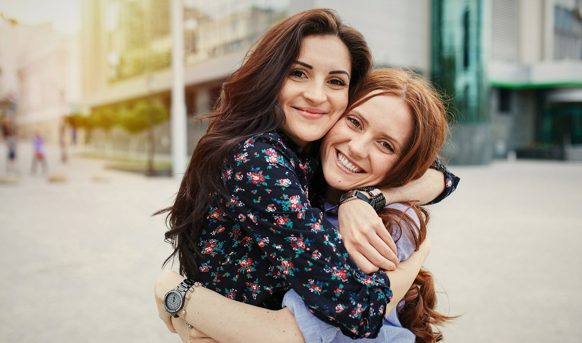 Te 3 znaki zodiaku to najlepsze siostry pod słońcem. Dla rodzeństwa zrobią wszystko