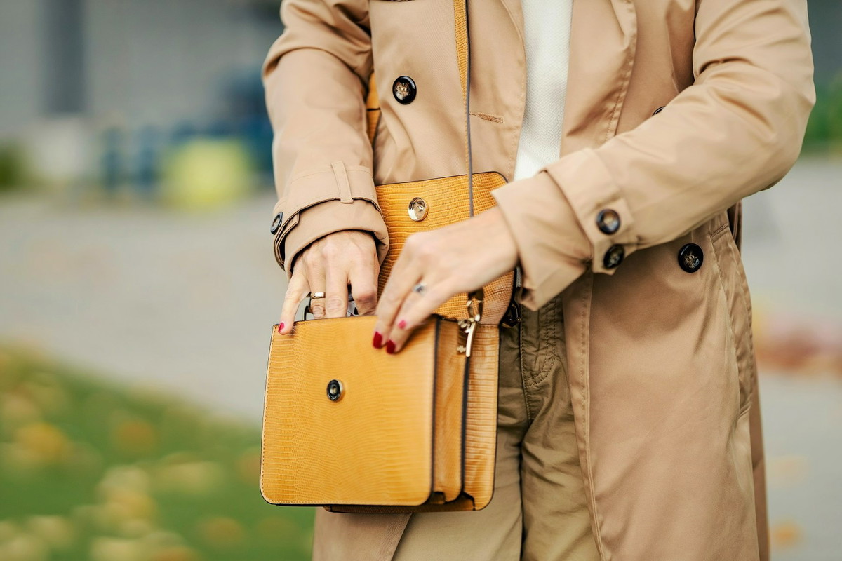 Nosisz to w torebce? To odpycha pieniądze. Natychmiast się tego pozbądź