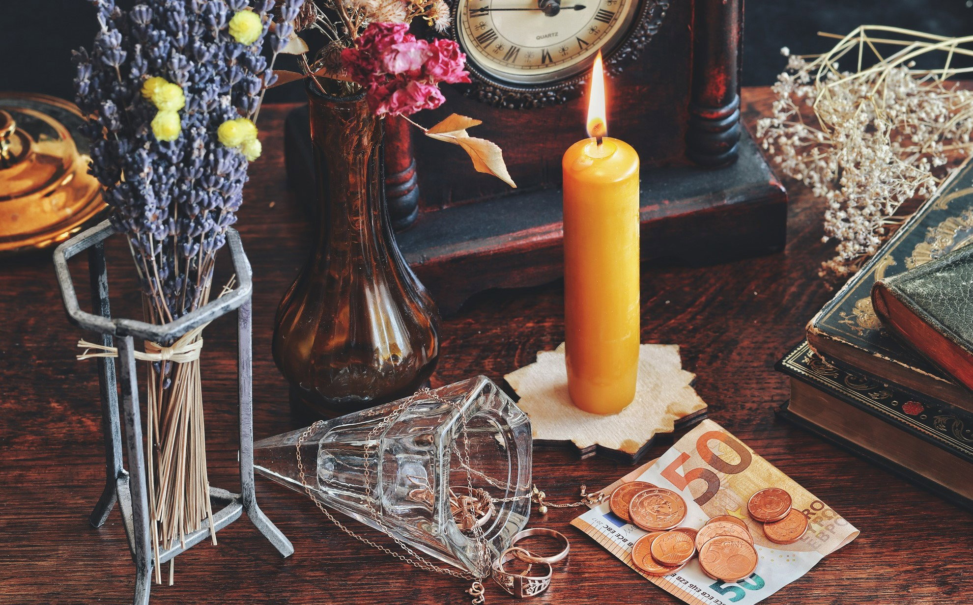 Weekendowy rytuał na bogactwo. 1 potrzebny składnik na pewno masz w kuchni