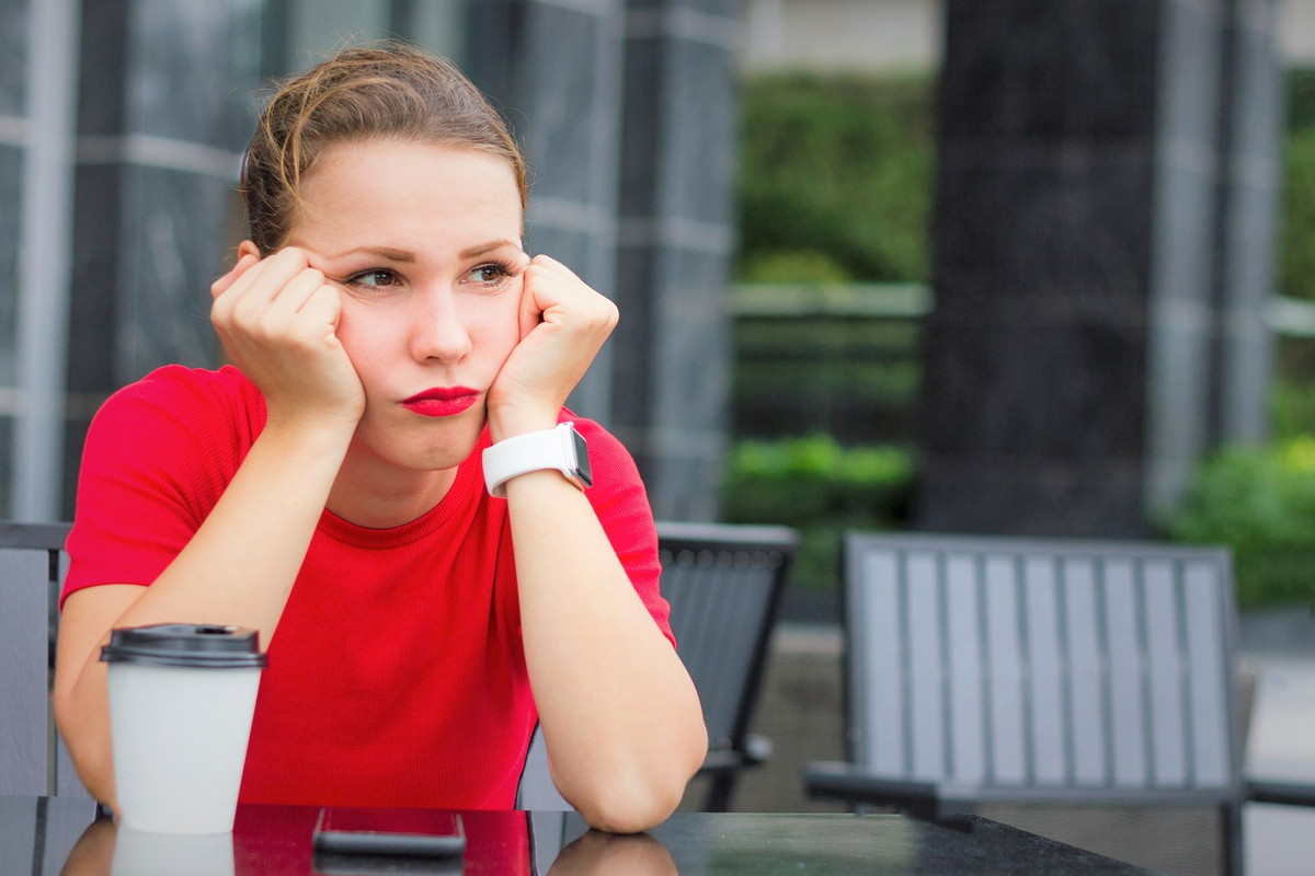 Ta 1 rzecz przynosi pecha przed ważnym dniem. Nie rób tego pod żadnym pozorem