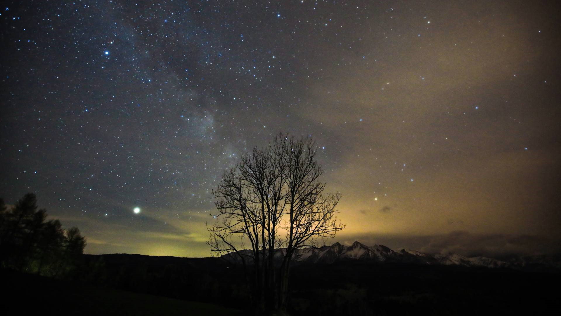 20 marca o 22.24 potężna gwiazda przetnie równik. Niezwykłe zjawisko namiesza w naszym życiu
