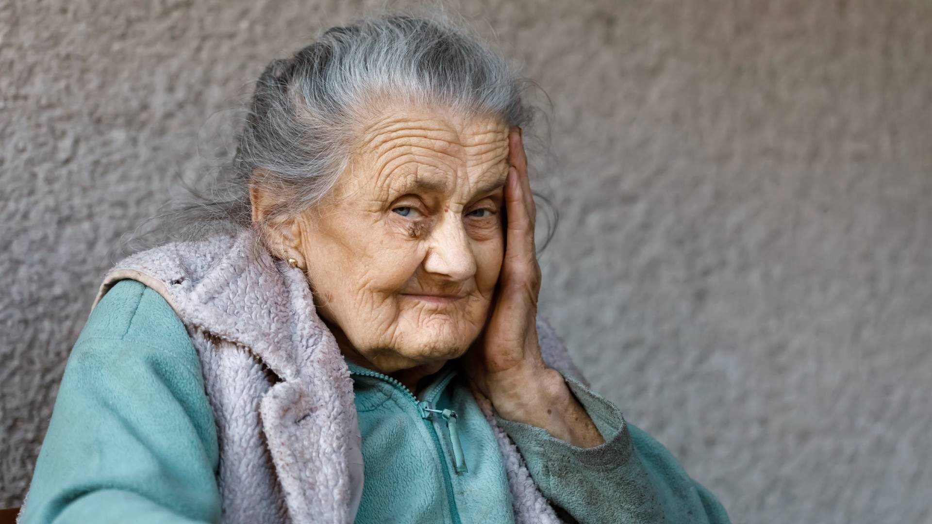 Nasze babcie ostrzegają pod żadnym pozorem nie trzymaj tej 1 rzeczy w piwnicy