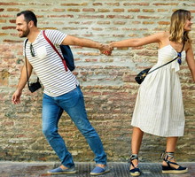 Te 2 znaki zodiaku przeszkadzają sobie nawzajem. Wszechświat bawi się ich losem