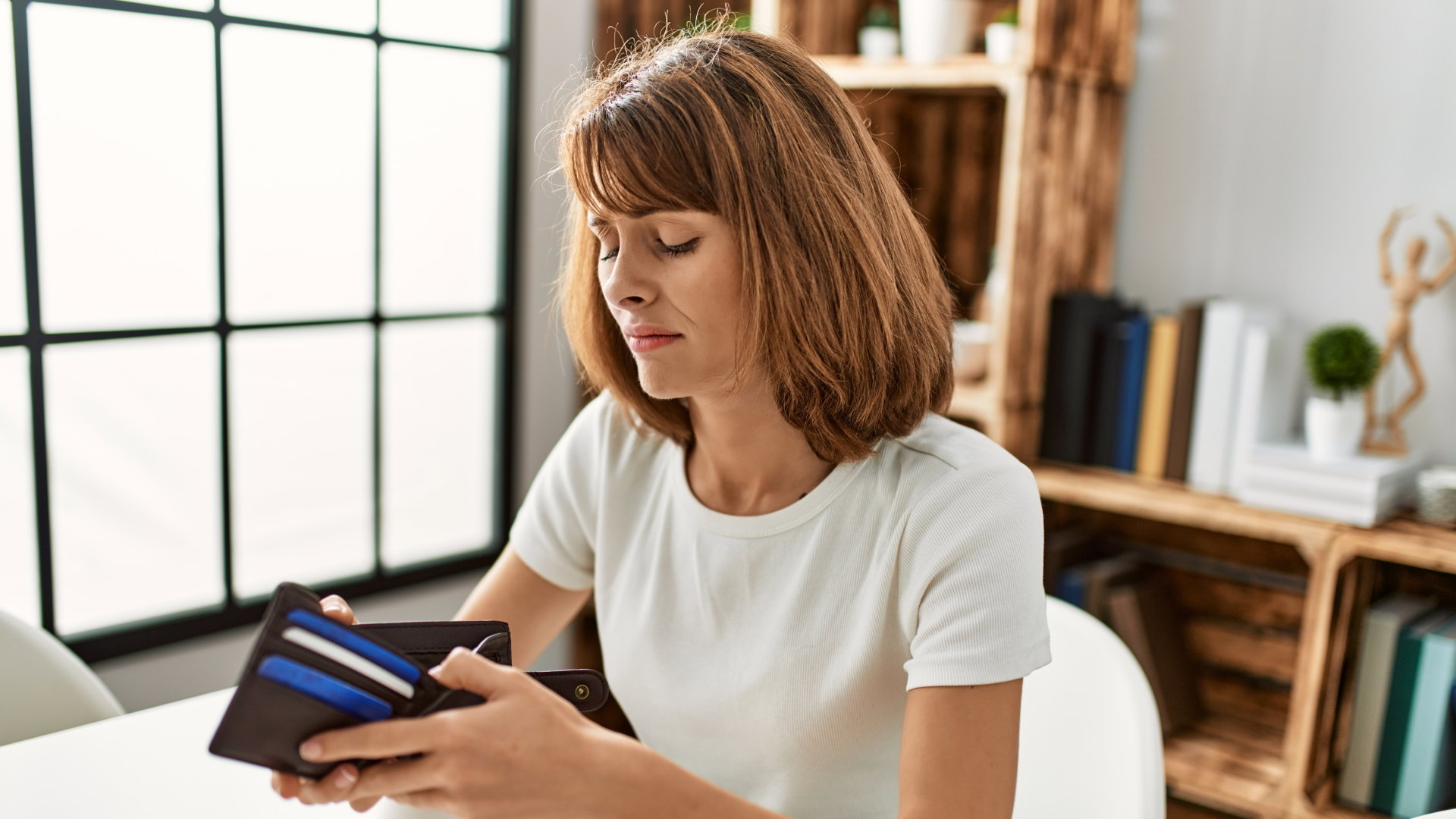 Nigdy nie kładź portfela w tym miejscu. Inaczej stracisz wszystkie pieniądze