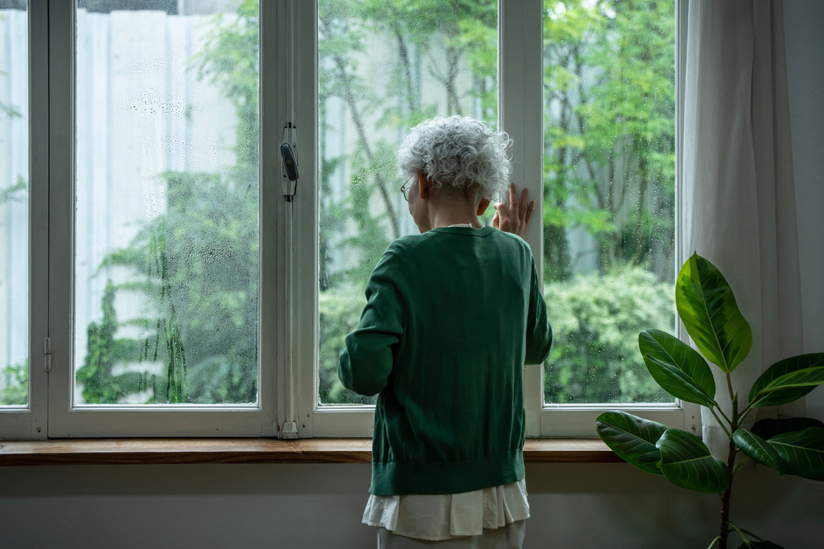 Nigdy nie baw się tym przedmiotem. W ten sposób szkodzisz swoim bliskim zmarłym