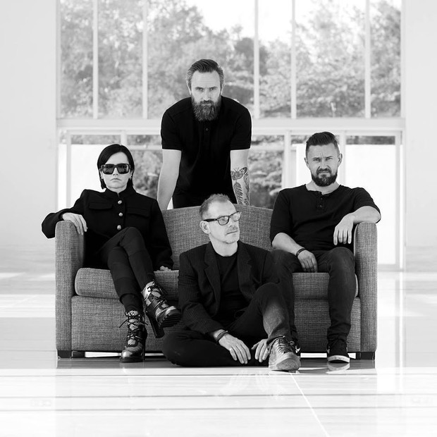 Dolores O’Riordan z zespołem