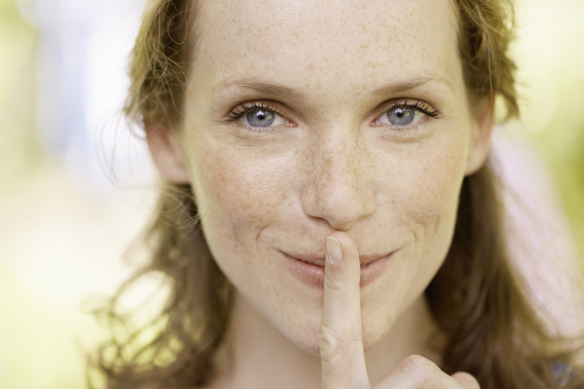 Te 3 znaki zodiaku trzymają buzię na kłódkę. Potrafią dochować tajemnicy