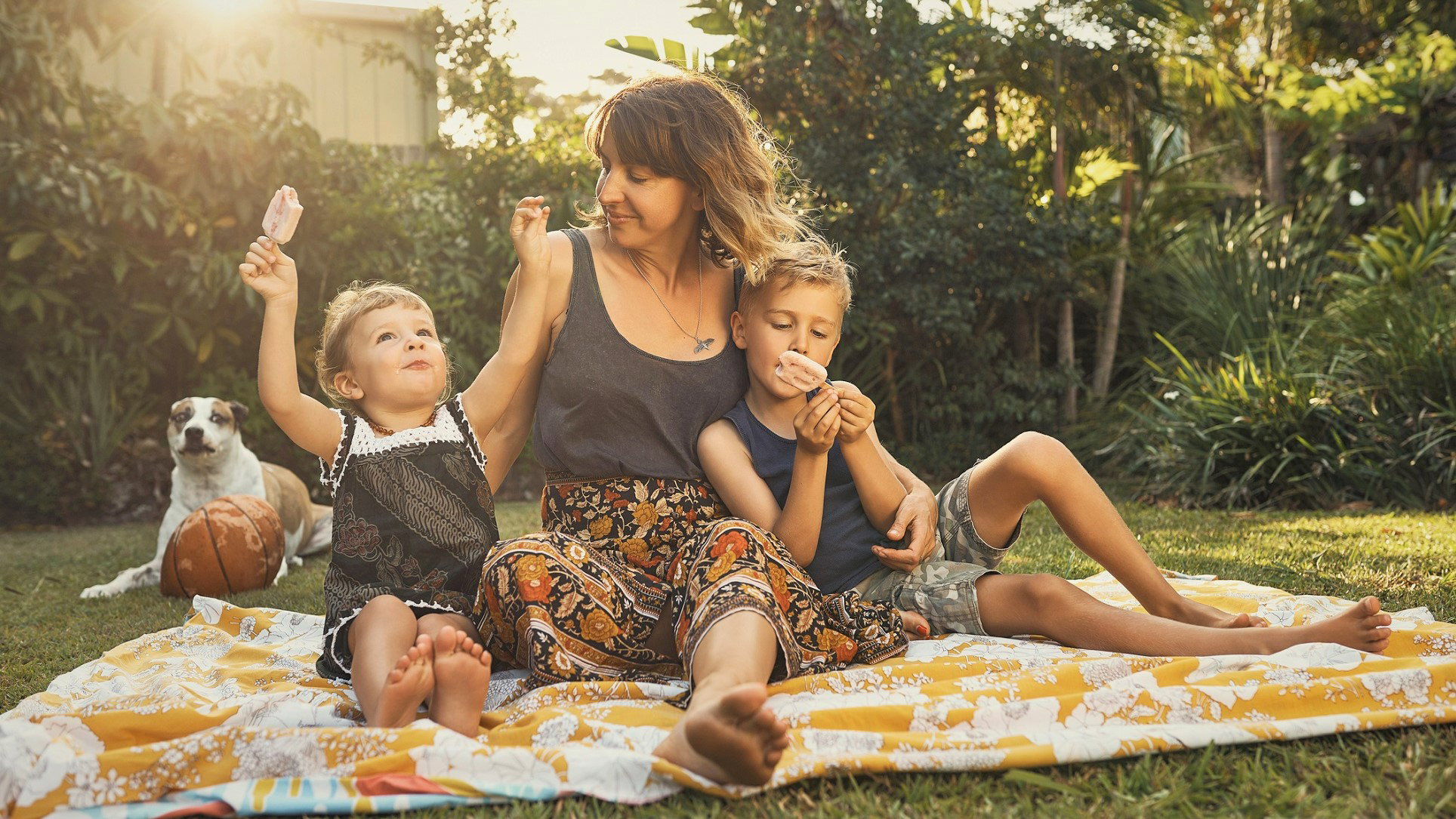 Wskazano 3 znaki zodiaku, które rozpieszczają swoje dzieci. Pociechom nie odmawiają niczego