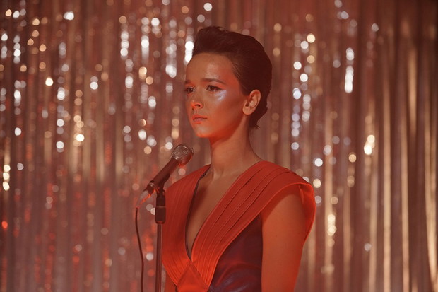 Rojst - kadr z teledysku Wszystko, czego dziś chcę w wykonaniu Moniki Brodki