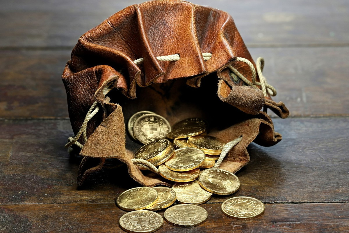 Staropolski rytuał na bogactwo przynosi wielki majątek. Sprawdza się tylko tego 1 dnia