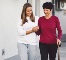 Rytuał na przyciąganie pomocnych osób. Wystarczy chwila, by odmienić swoje życie na lepsze