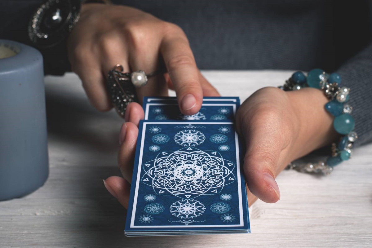 Tarot czerwiec 2023