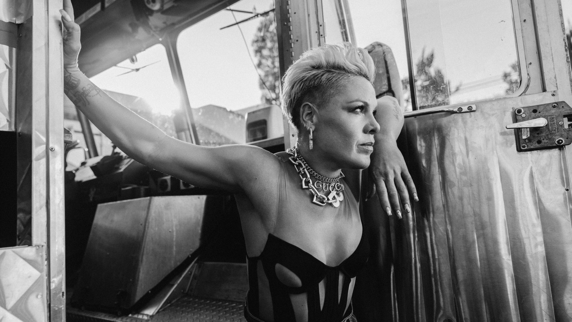 Koncert P!NK na PGE Narodowy już 16 lipca. Artystka odwiedzi Polskę z trasą Summer Carnival 2023