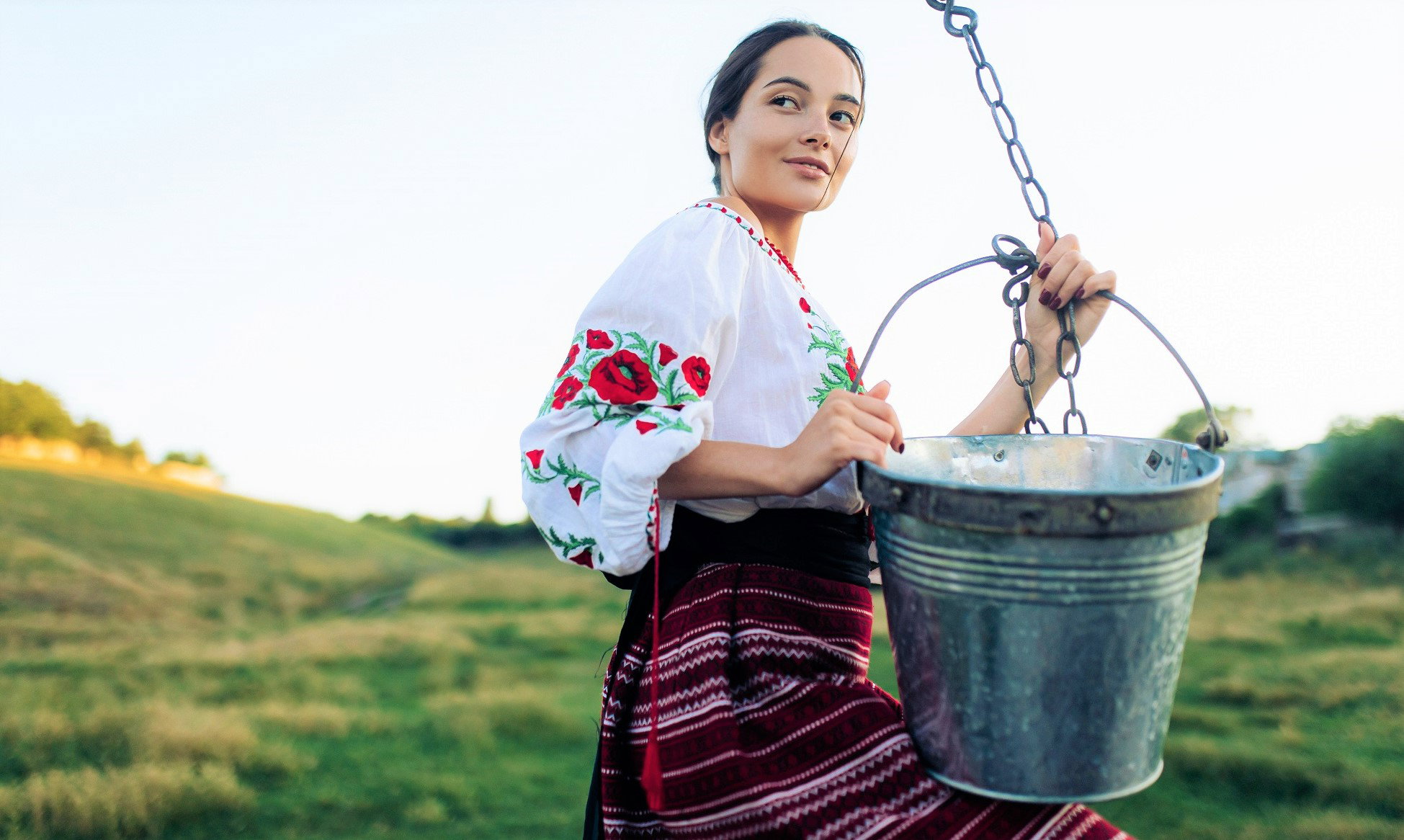 Miłosna wróżba z wodą żywą wskaże ci przyszłego wybranka. Uwaga, działa tylko w 1 dzień