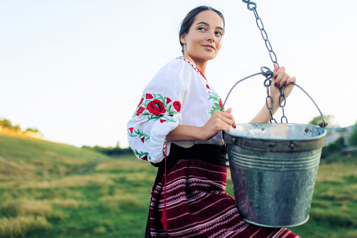 Miłosna wróżba z wodą żywą wskaże ci przyszłego wybranka. Uwaga, działa tylko w 1 dzień