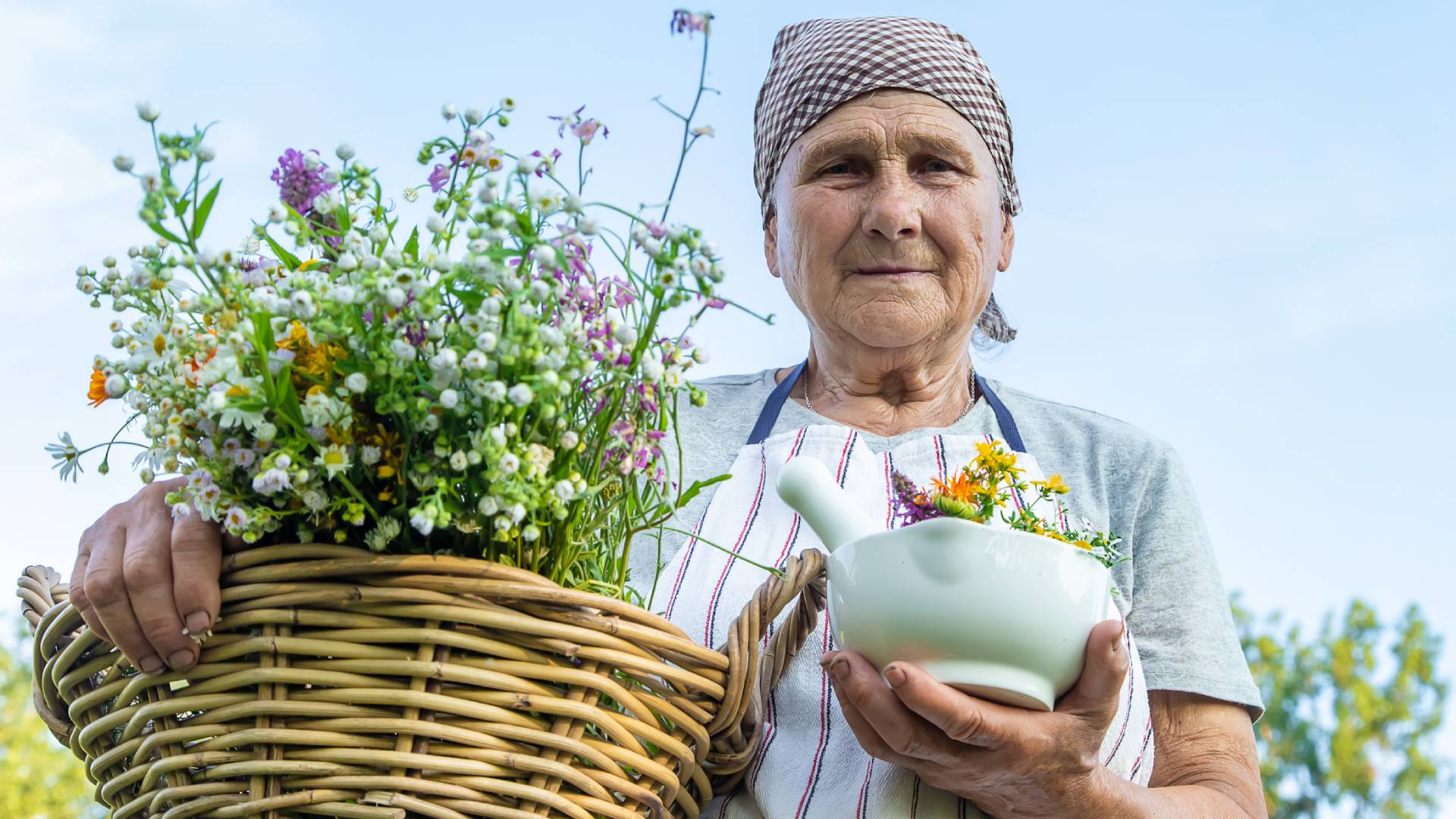 Babciny sposób na odwagę w miłości z użyciem 3 ziół. Zrób to, a nikt ci się nie oprze