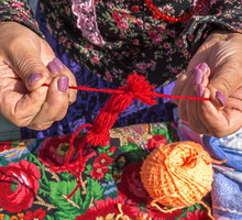 Rytuał Czerwonej Wełny rozwiąże twoje problemy. Przynosi też uwolnienie od stresu