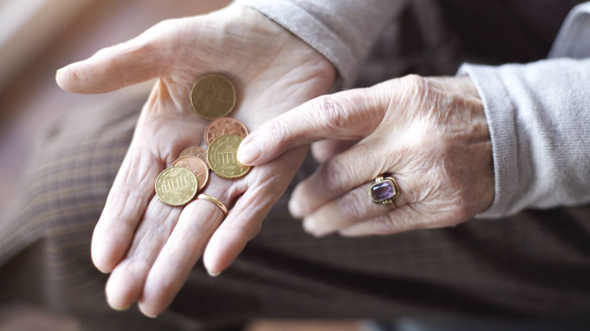 Rytuał Miedzianego Dukata na przyciągnięcie bogactwa. Potrzebujesz tylko 3 minut