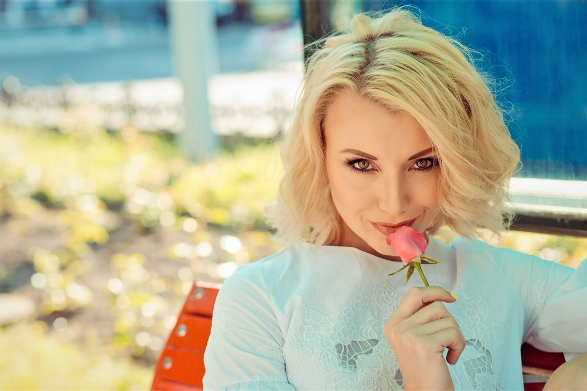 Kobiety o tych 3 znakach zodiaku to największe kusicielki. Mężczyźni za nimi szaleją