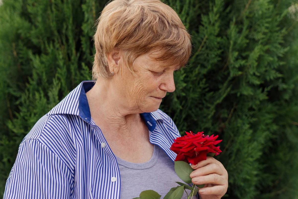 Różany trik dla samotnych. Zrób tę 1 rzecz, a miłość pojawi się u twoich drzwi