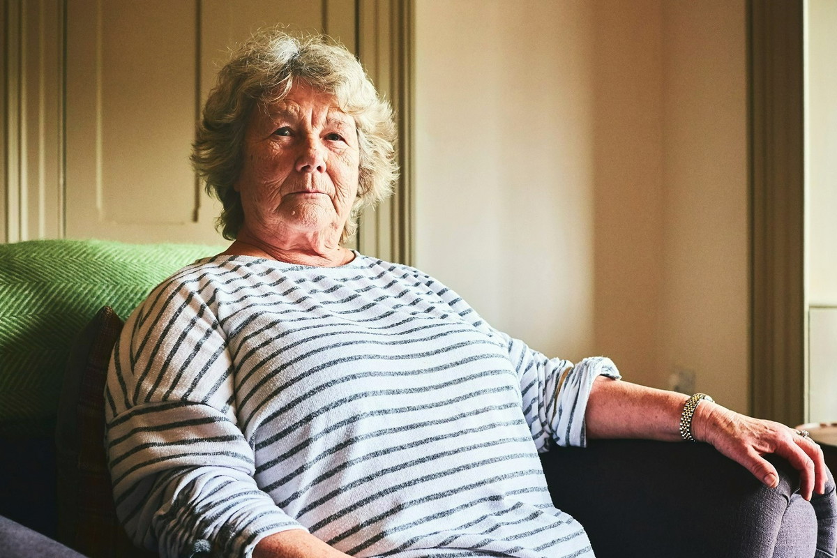 Babcia ze Śląska wskazuje, że ten dźwięk to przewrotny znak. Przynosi pecha, ale nie tylko