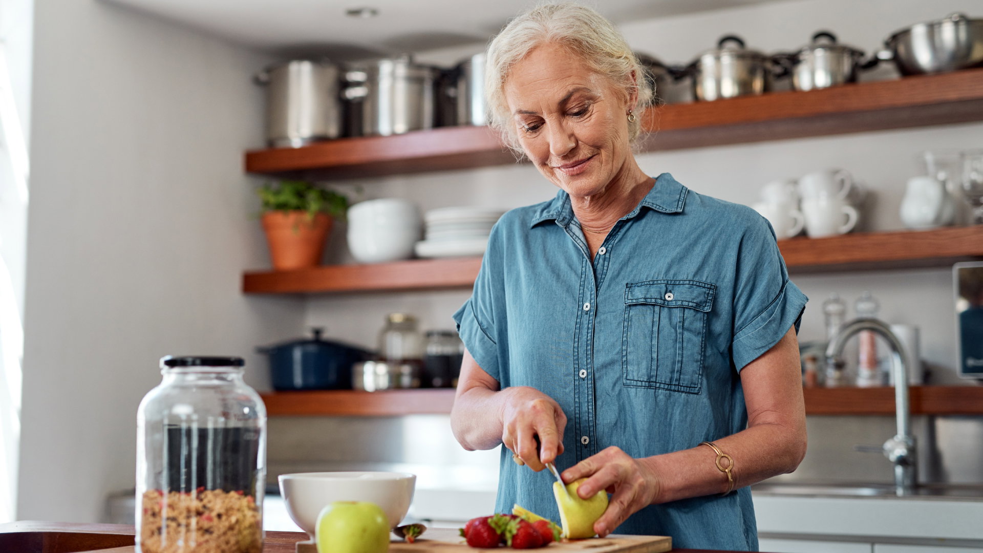 Cynamon na pieniądze. Dodaj ten składnik do śniadania, a Fortuna będzie ci sprzyjać