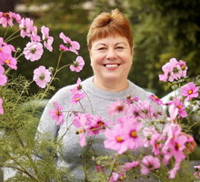 Kwiat kosmosu przywróci harmonię w twoim życiu. Coraz więcej Polek go hoduje