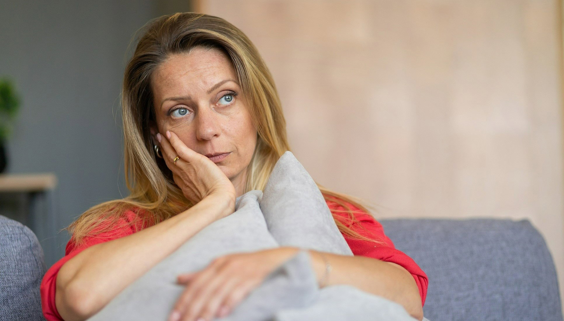 Uważaj, gdy myślisz o kimś bliskim. Ten 1 znak to przestroga dla was obojga