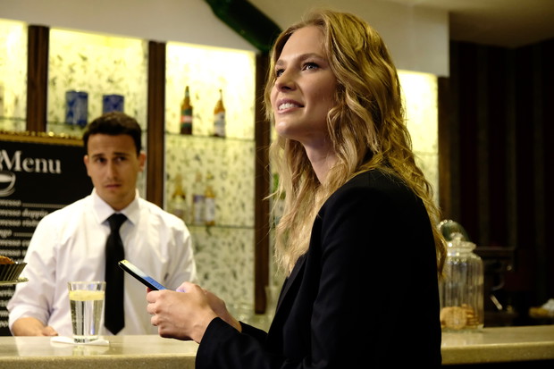 Polityka - kadr z filmu Patryka Vegi