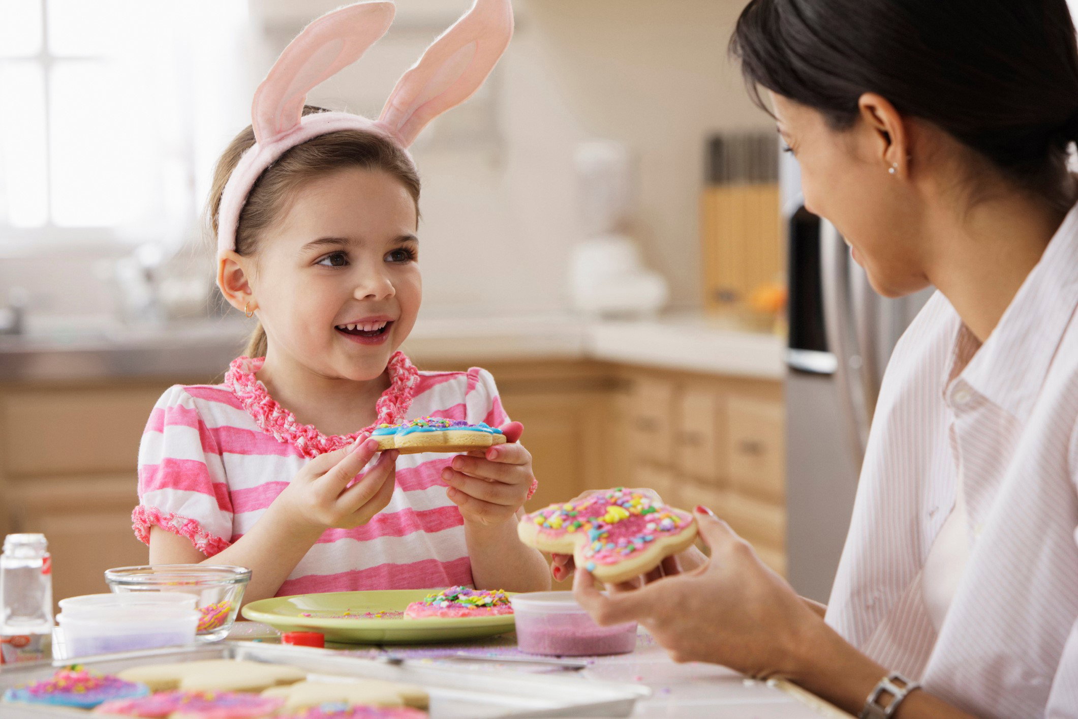 Śniadanie wielkanocne dla dzieci: jakie dania i potrawy wielkanocne przygotować dla dzieci, żeby nie marudziły nam przy świątecznym stole?