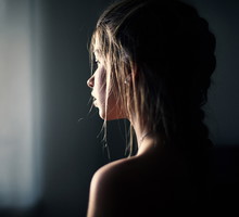 Niewidzialne rany bolą i sprawiają naszym dzieciom ogromne cierpienie. Czy ten spot otworzy rodzicom w końcu oczy?