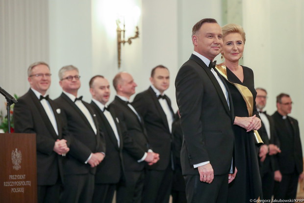 Niezwykły strój polskiej Pierwszej Damy: Agata Duda wyglądała olśniewająco!