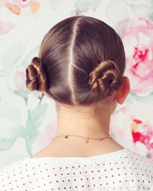 Fryzury do szkoły: modne, szybkie i szalone uczesania dla dziecka