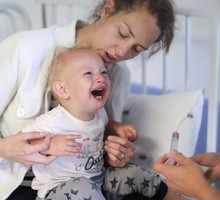 "Rodzice w szpitalach powinni być przy dzieciach" - poruszający apel lekarzy, którzy stanowczo mówią #StopSeparacji