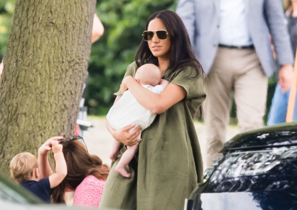 Meghan Markle z synkiem na meczu polo - to pierwsze publiczne wyjście księżnej z dzieckiem