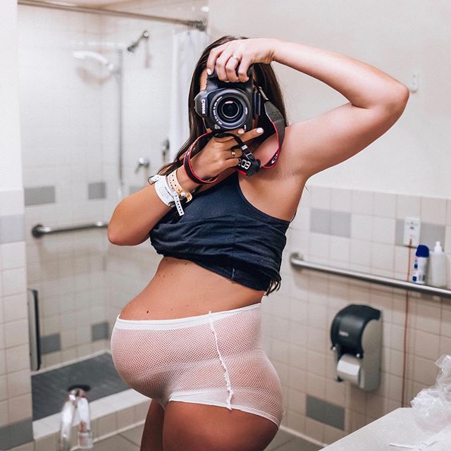 Jayme Billy Pierce z rodziną pokazała brzuch po porodzie