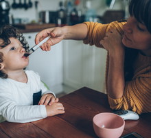 Syrop Calcium Calcium Polfarmex o smaku truskawkowym wycofany z aptek: dlaczego?