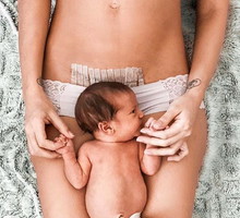 Mamy pokazują brzuch po porodzie: wzruszające zdjęcia