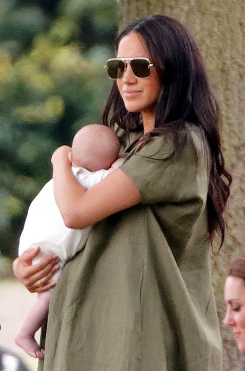 Meghan Markle z synkiem na meczu polo - to pierwsze publiczne wyjście księżnej z dzieckiem