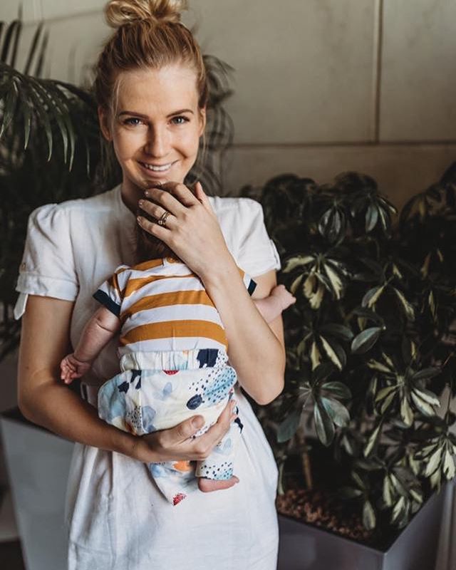 Edyta Pazura z córeczką