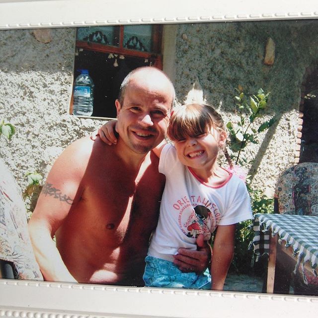 16-latka poprosiła tatę o napisanie CV: efekt zrobił furorę!