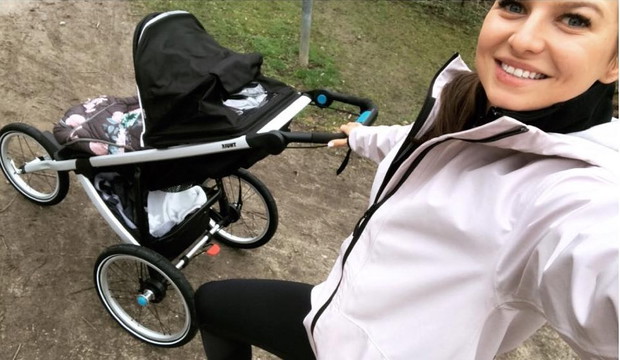 Anna Lewandowska na treningu z Klarą