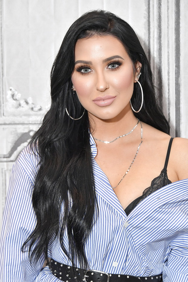 Kim jest Jaclyn Hill?
