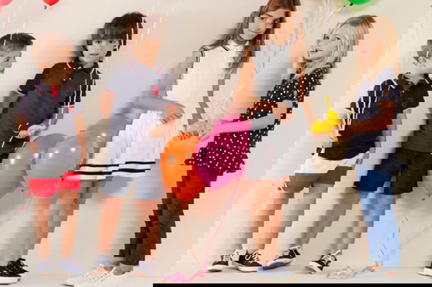 CH_children_look_SS_09-10-11-12