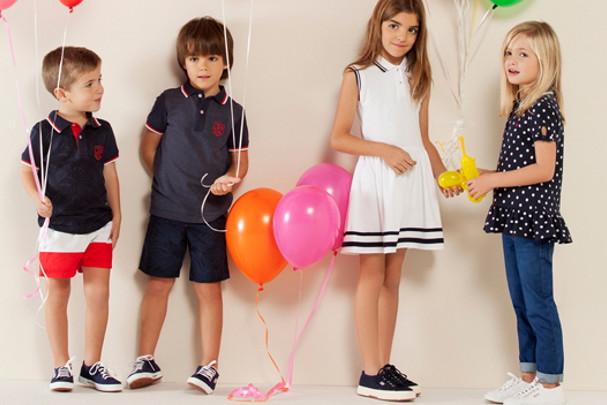 CH_children_look_SS_09-10-11-12