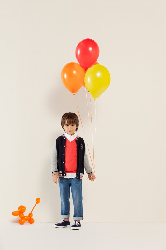 CH_children_look_SS_01