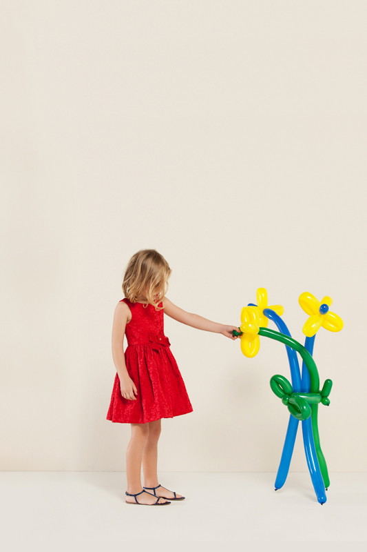 CH_children_look_SS_05