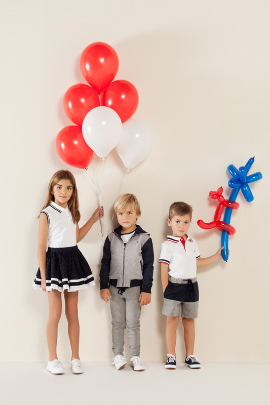 CH_children_look_SS_06-07-08