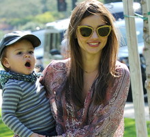 All-ONS_1503879-Miranda_Kerr_Flynn_Bloom