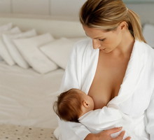 udany_debiut_przy_piersi_normalny